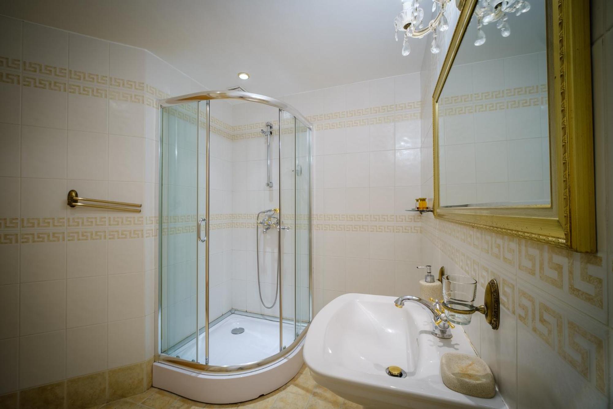 Family Hotel Classic Varna Room photo
